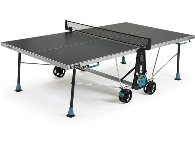 Cornilleau 300X Outdoor Ping Pong Table